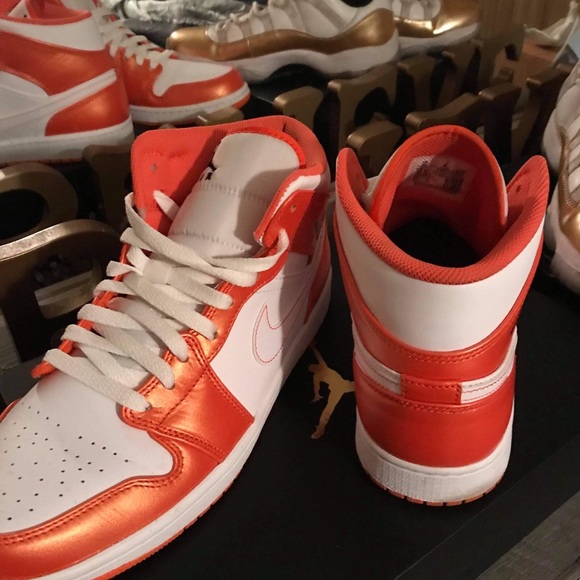 Jordan 1s - Picture 2 of 3